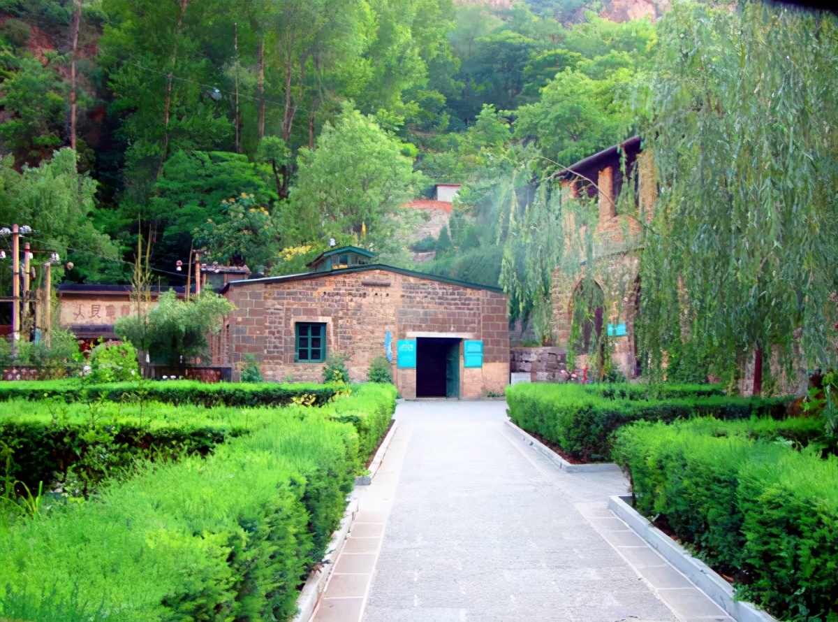 石家庄沕沕水景区红色讲解,平山沕沕水景点路线