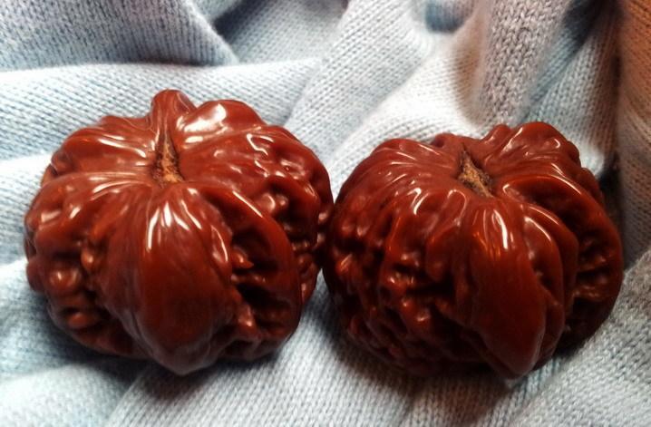 药水机刷的核桃怎么处理,机刷核桃跟手盘核桃区别