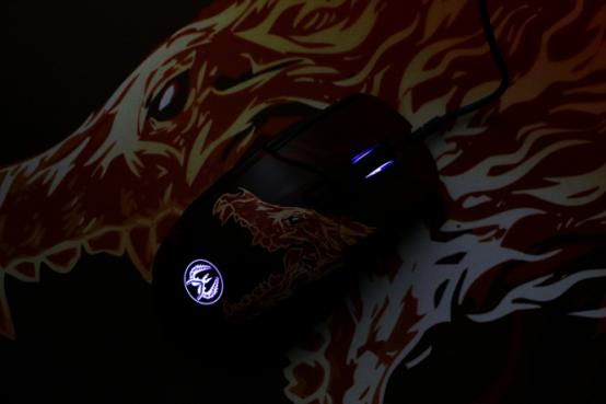 赛睿rival310csgo咆哮限定,csgo赛睿皮肤测评