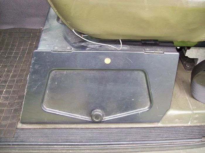 奔驰g六驱越野,六轮七座奔驰g系列越野车