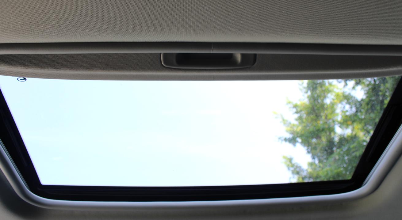 新款传祺m8改装成丰田埃尔法,传祺m8和埃尔法碰撞测试