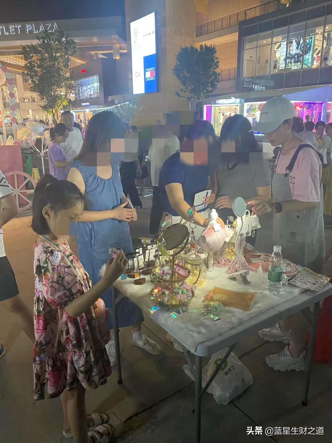 摆摊卖了一副耳环利润6元,摆地摊耳环收入