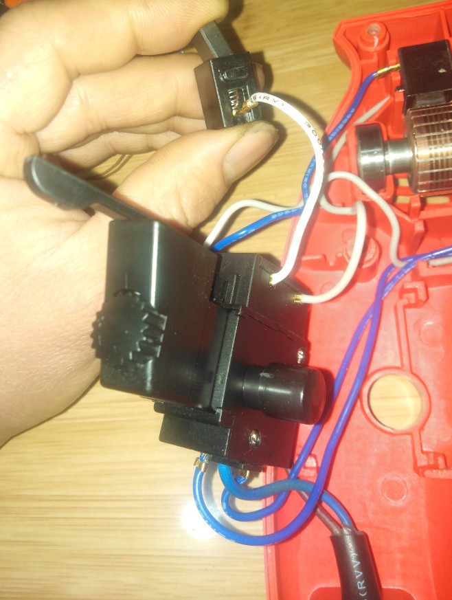 手电钻内部构造,手电钻的各组成部分图片