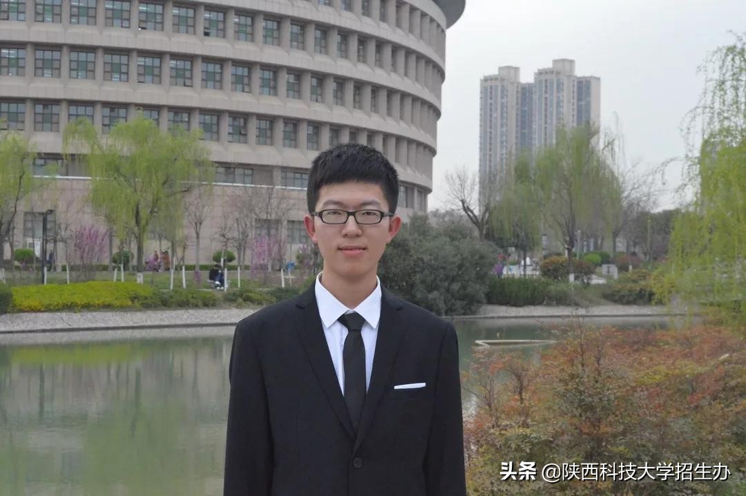 陕西男神学霸视频,陕西帅哥学霸