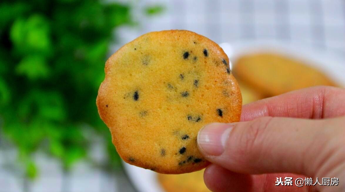 宝宝吃的小饼干怎么做才酥脆,小孩子怎么自己做饼干不需要烘烤