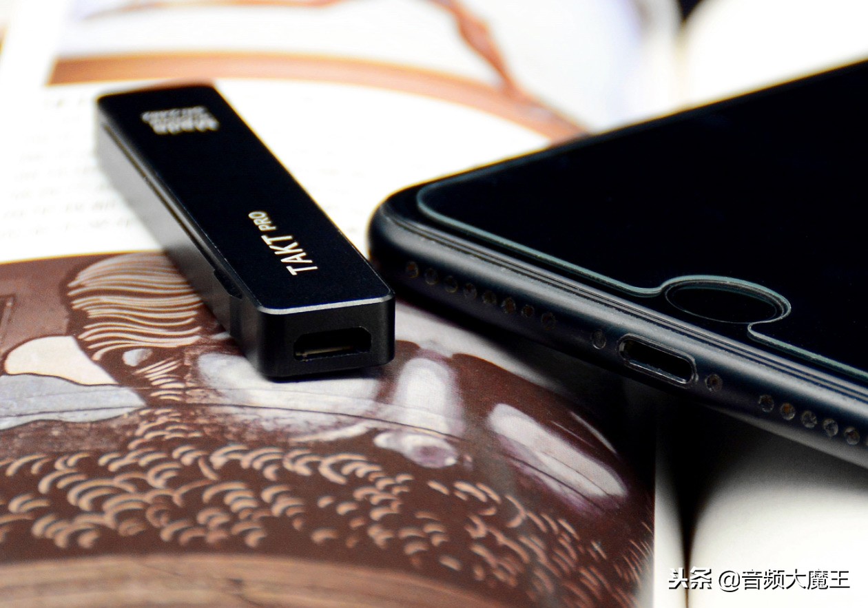 COZOYTAKTPRO迷你解码耳放评测:如影随形,称“芯”之作