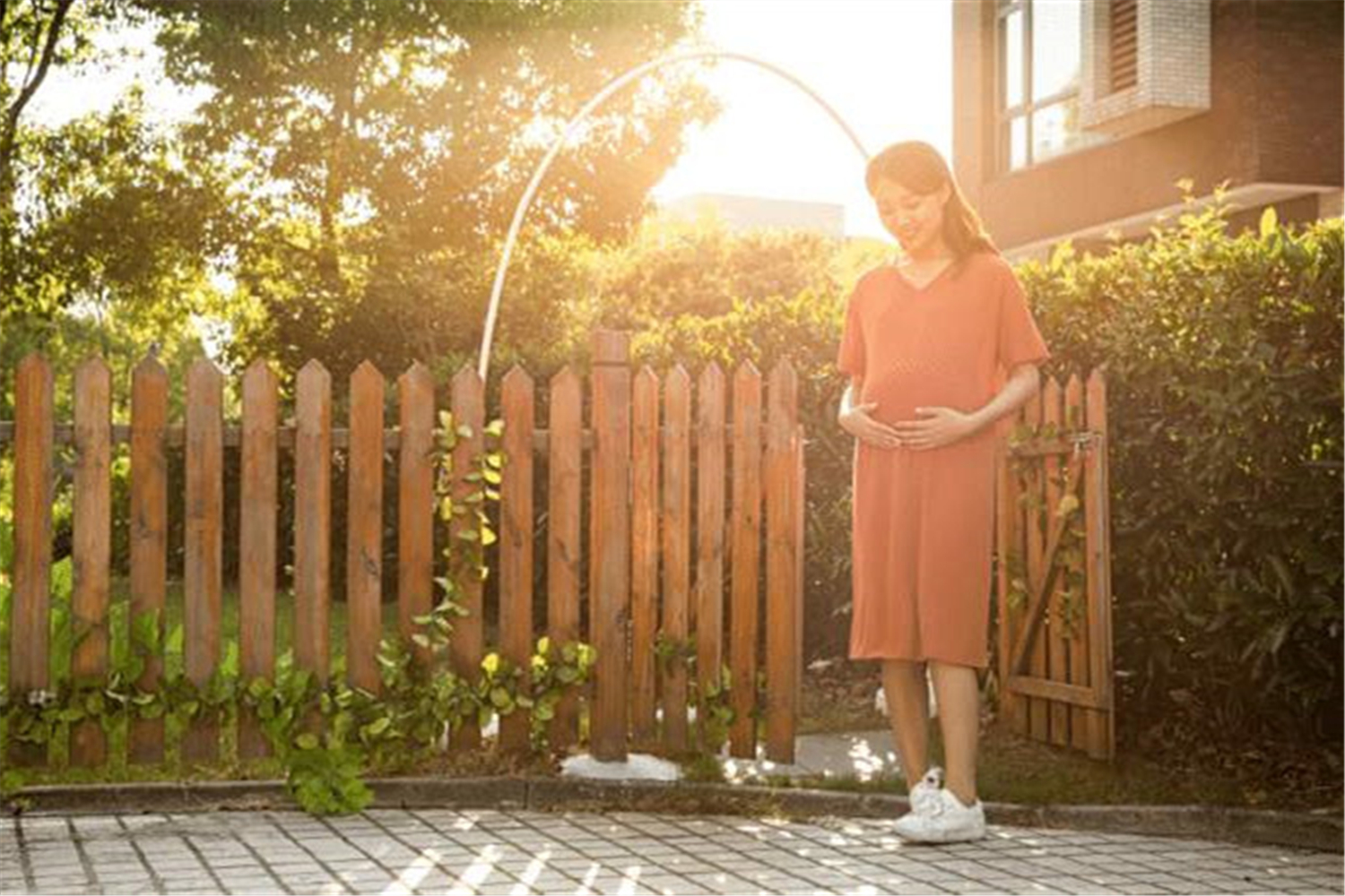 胎教音乐都是噪音,胎教音乐会不会吵到胎儿