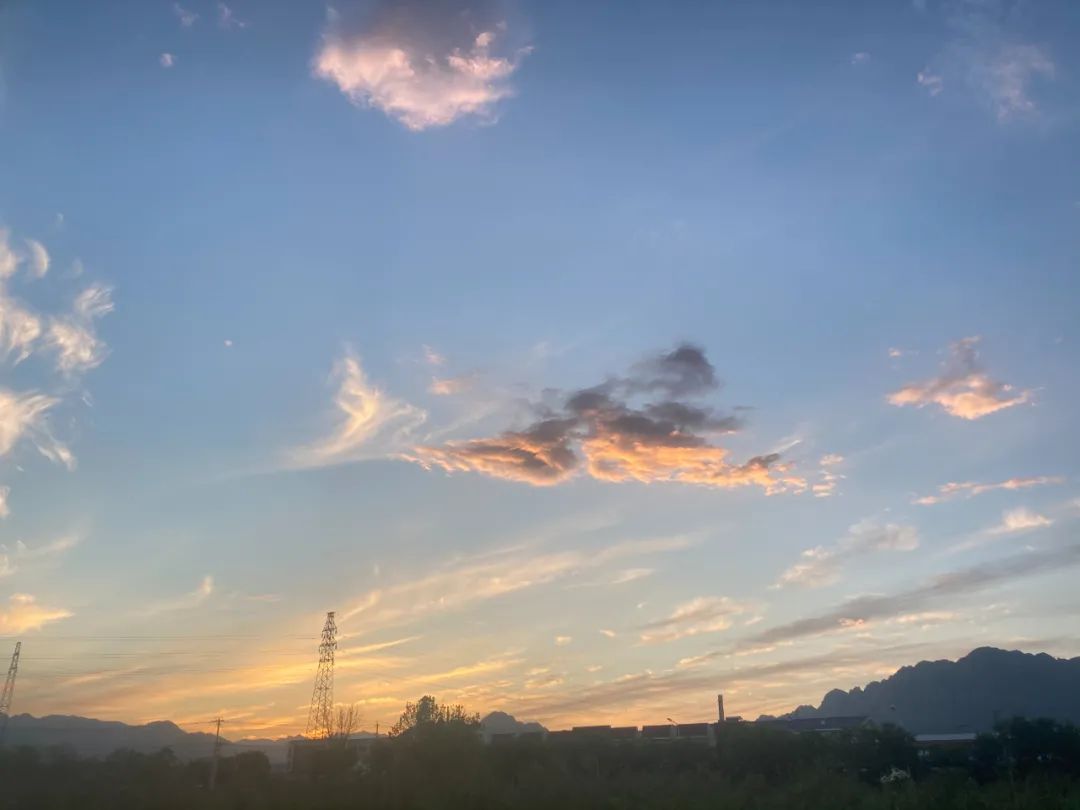 七月的晚霞好美,夏天六月的晚霞