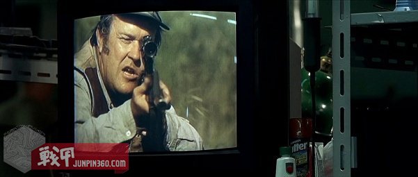 美国黑鹰战机坠落视频,黑鹰坠落最震撼视频