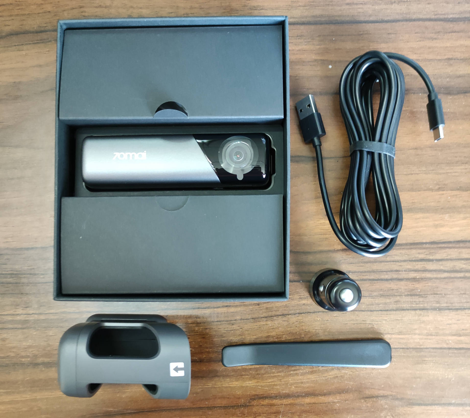 70迈智能行车记录仪后车摄像头,70迈智能记录仪停车监控功能