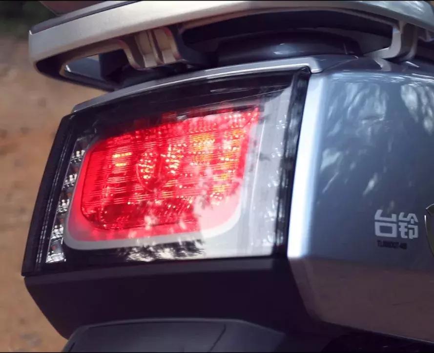 邓超同款座驾台铃狮子实测,售价3899元起,最大续航180KM