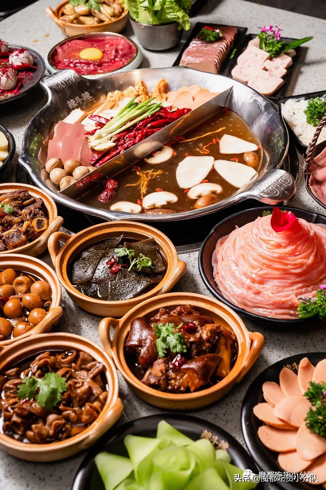 排队归排队，这店名你念的对吗？