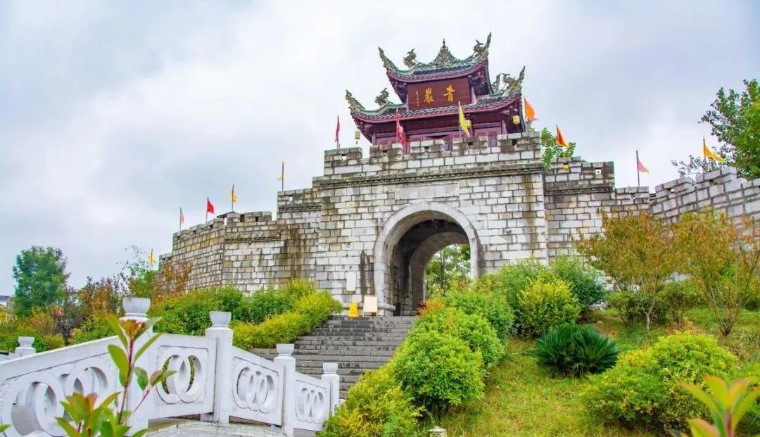 五一哪里去西安机票便宜,八月西安出发哪里机票便宜