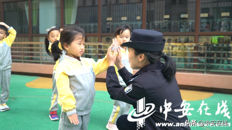 陌生人给糖吃应该怎么办,陌生人给的糖不要吃安全教育