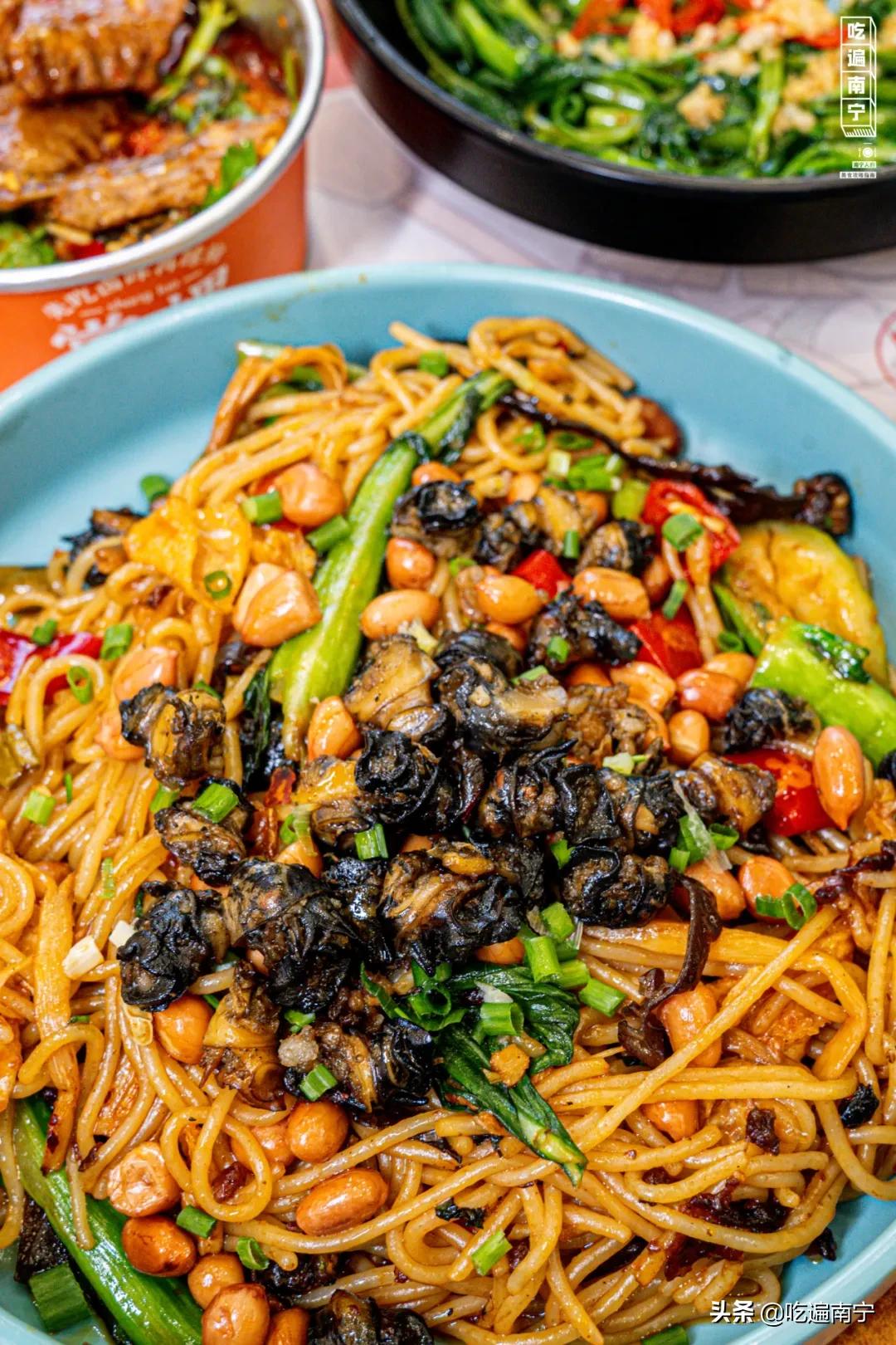 柳州风味炒螺蛳,柳州好吃的炒螺蛳