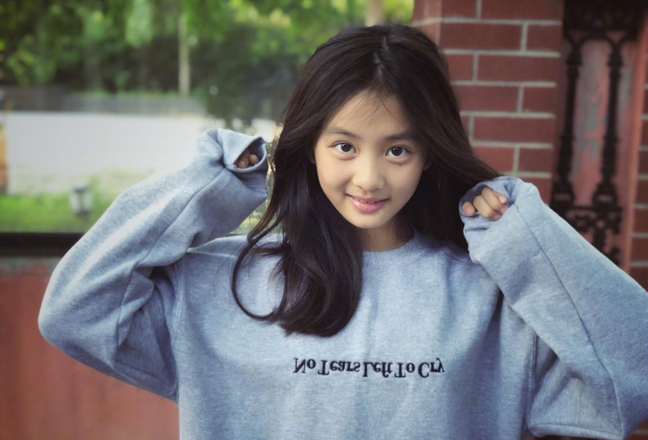 小孩适合睡扁头还是圆头,为什么以前流行给孩子睡扁头