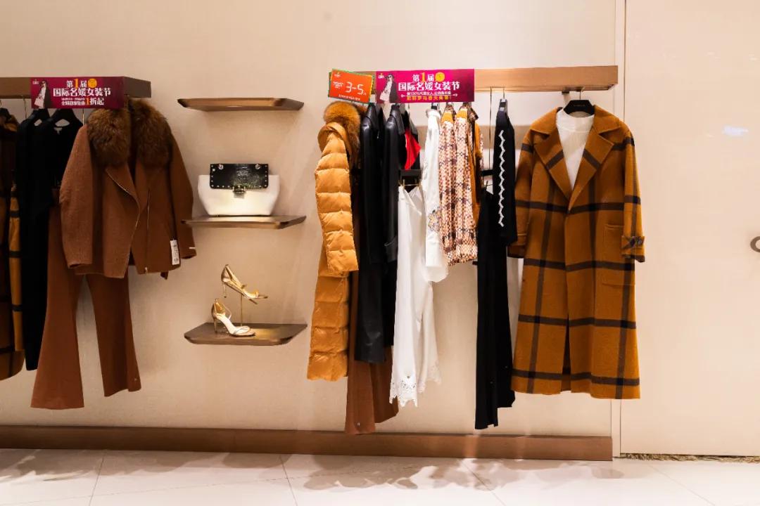 用不着加群拼团！来罗马春天奥莱，做真正的气质名媛