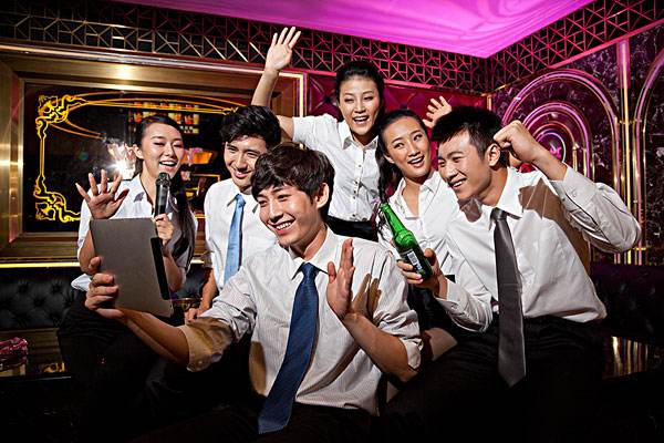 改掉用喉咙唱歌,初学者如何改掉用喉咙唱歌