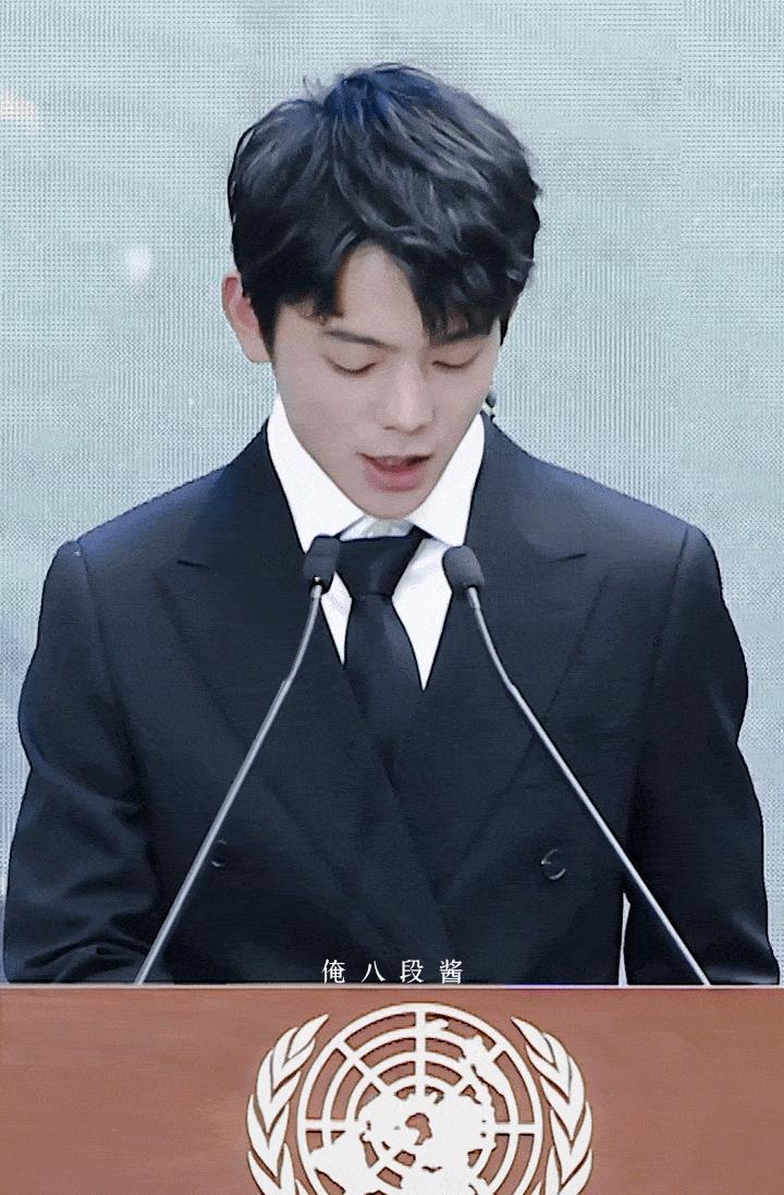 丁真综艺最新消息,丁真综艺首秀上演大型圈粉现场