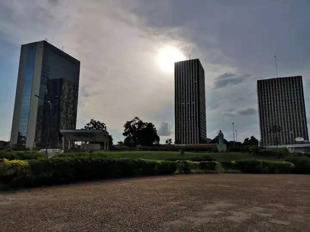 科特迪瓦日记：蜂拥而来的中国人，非洲的未来在哪里？