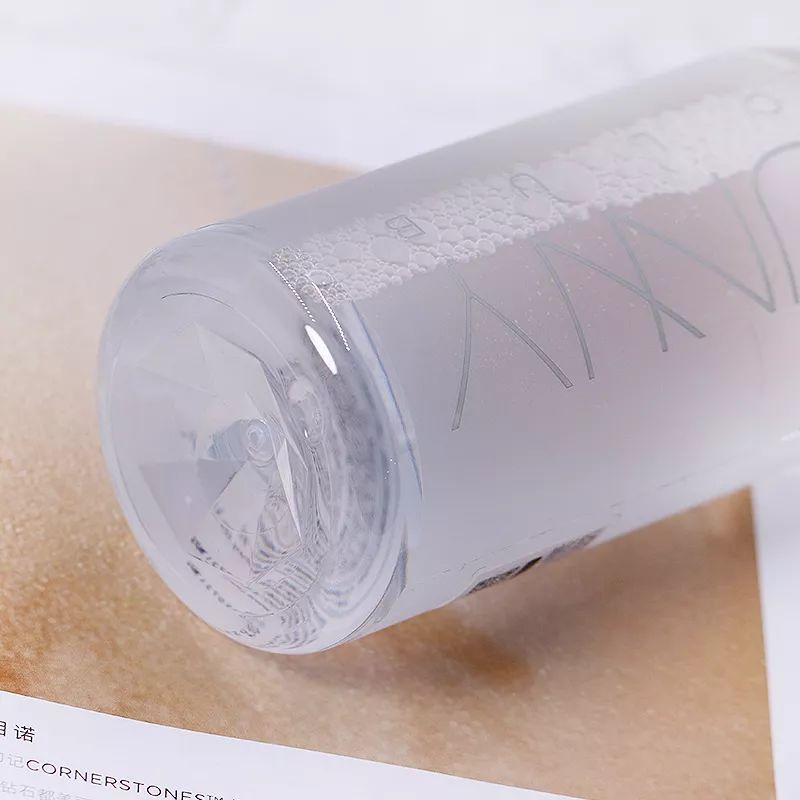 女人30以后该用什么化妆品,30岁女性用什么化妆品比较好