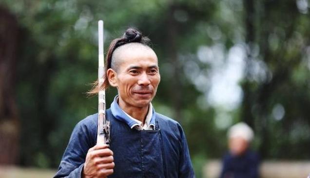 中国最后一个合法枪手部落,中国最后一个有枪部落