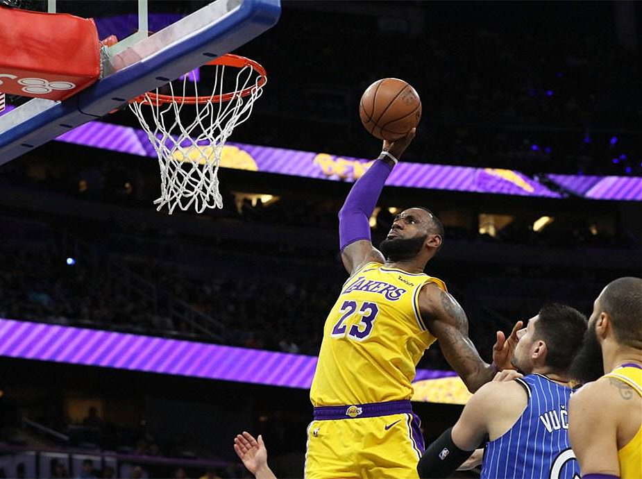 打篮球和踢足球哪一个更耗费体力,专业人士评足球和篮球哪个更累