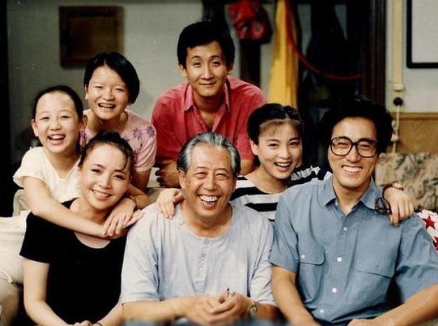 梁天葛优陈佩斯谁知名度高,葛优和梁天谁个子高