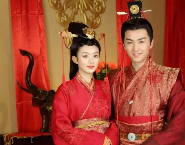 好惨！这两个人又被对号入座了……