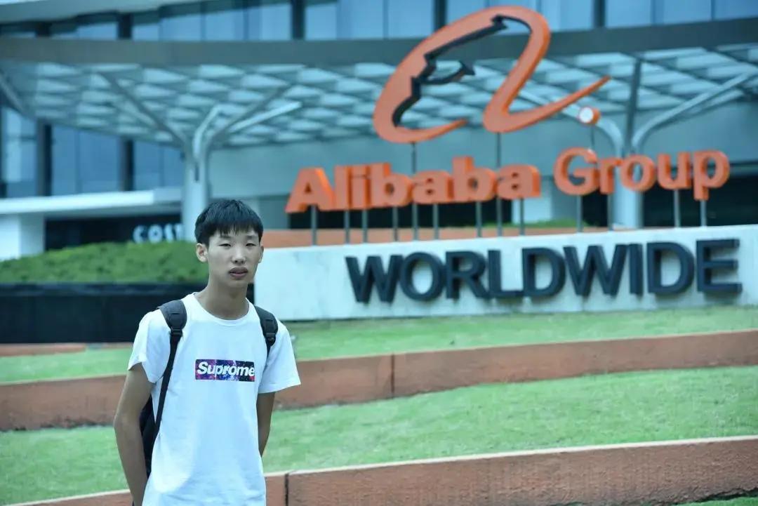 山东工业技师学院一年多少钱,山东工业技师学院2023招生简章