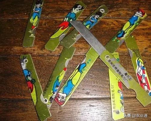 80后小时候玩的纸玩具,小时候玩过的玩具80后满满的回忆