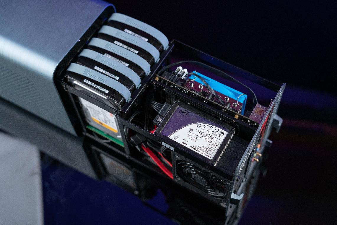 乔思伯n1和v11有什么区别,乔思伯n1机箱