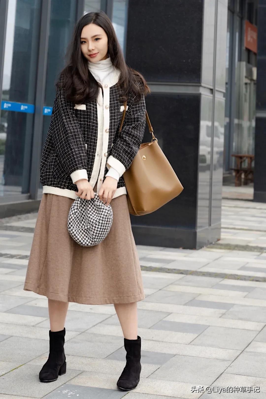 短靴毛衣时髦又气质,短靴温柔小粗跟