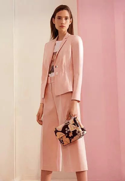 澶х墝瀚＄郴鐑攢鐨勫搧鐗屾湁鍝簺,澶х墝楠ㄨ倝鐩歌繛