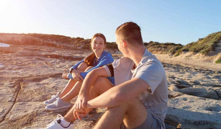 剧烈运动后恶心想吐全身无力还晕,运动完恶心想吐还能继续运动吗