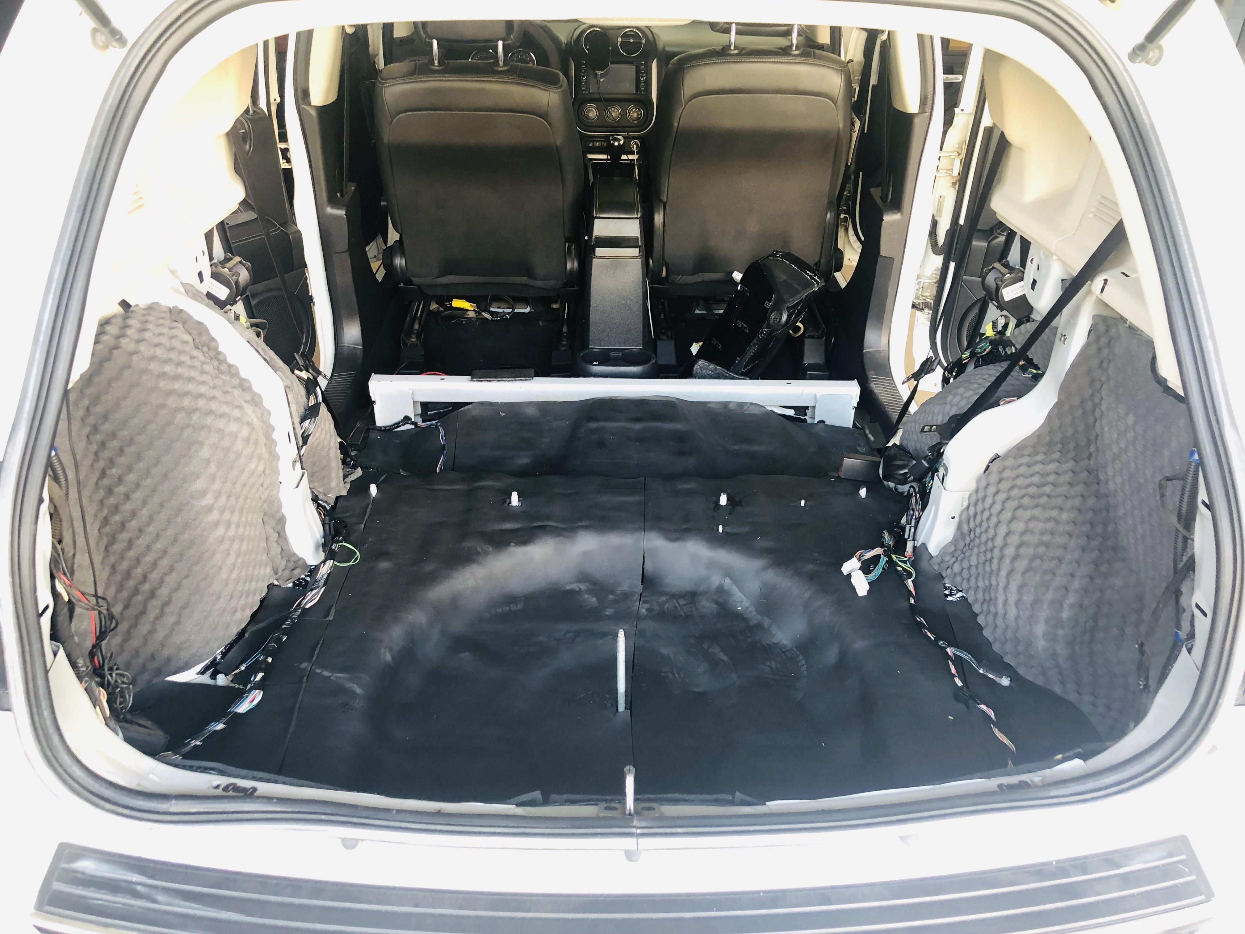 jeep指南者爆改,jeep指南者1.4t家享版隔音效果