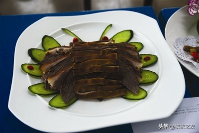 巴马特色美食火麻仁汤,巴马瑶寨火麻汤