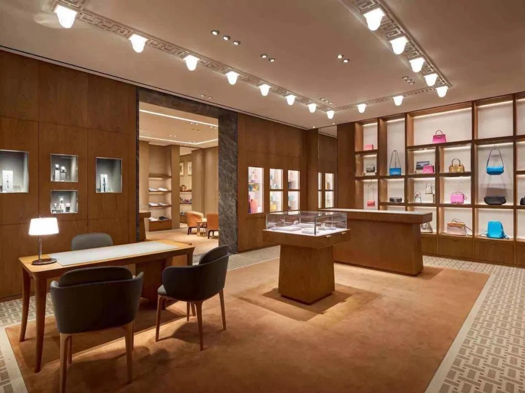 上海外滩十大奢侈品店,魔都奢侈品一条街