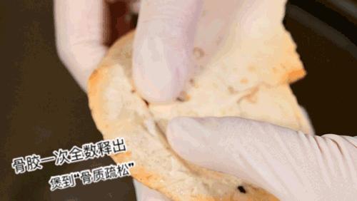 龟界百事通做的龟苓膏，煲前还要先玩火