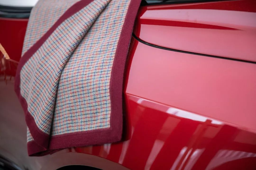 中国阿玛尼衣服代工厂,中国羊绒衫多少钱