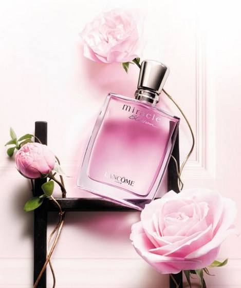 兰蔻美丽人生与奇迹香水哪个好闻,兰蔻奇迹香水好闻吗适合多大年龄