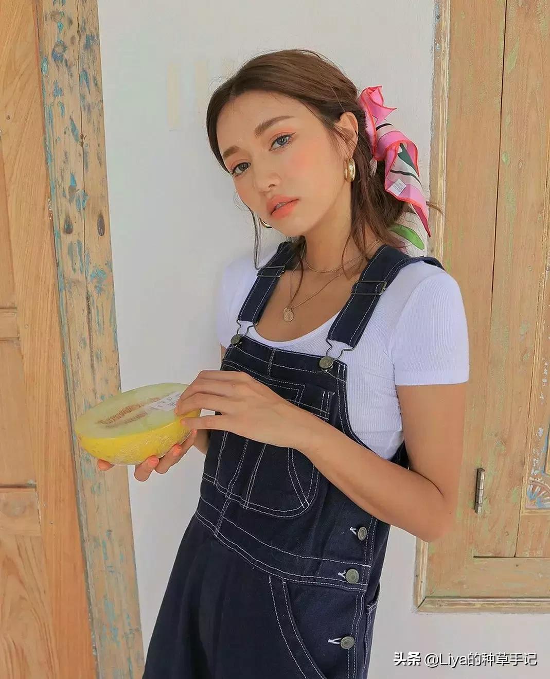 大方丝巾围巾最新系法大全,系长丝巾最简单慢动作方法