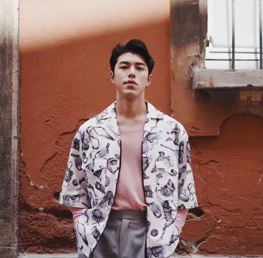 跟着ins学秋冬穿搭,ins简约穿搭男博主