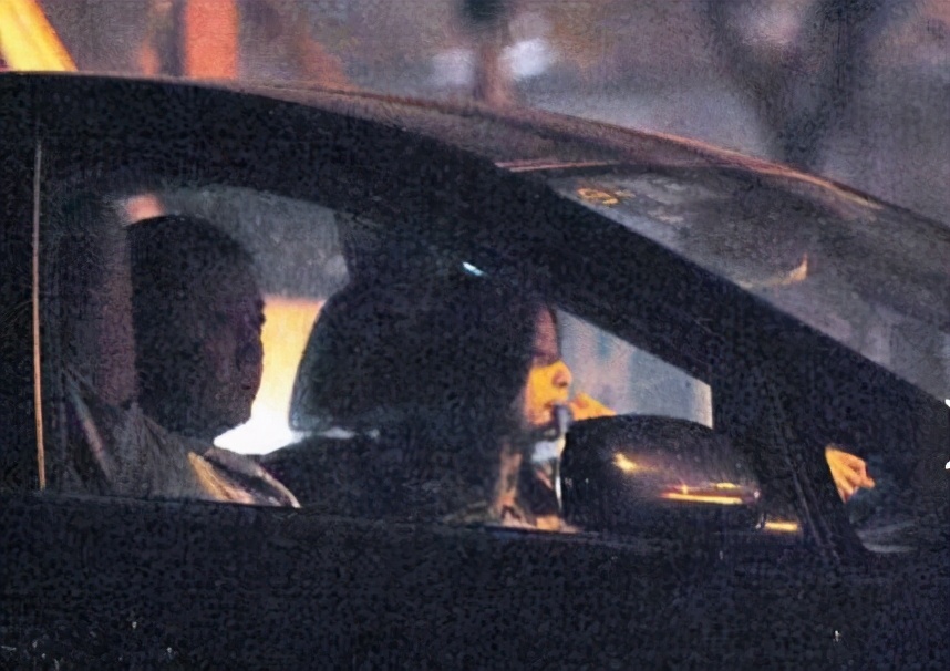 未婚生子十大女星,未婚生子惨遭抛弃的十大女星