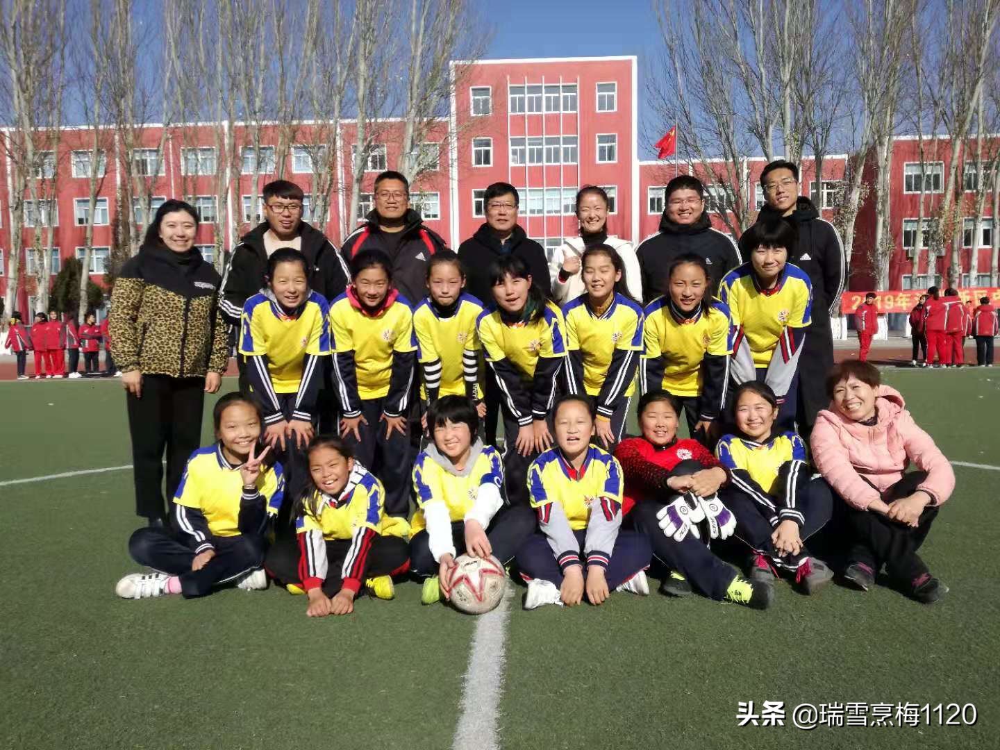 新城子街第一小学足球比赛,新城区足球联赛小学组冠军