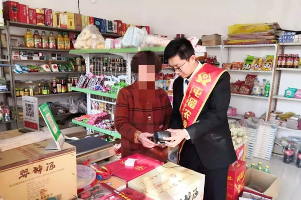 屯留农商银行延伸服务进社区,屯留农商行全力提升金融服务品质