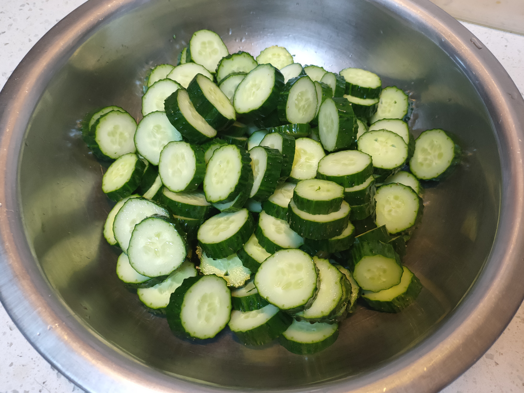 怎么腌黄瓜最好吃又脆又甜,腌黄瓜简单3步自己在家就能做