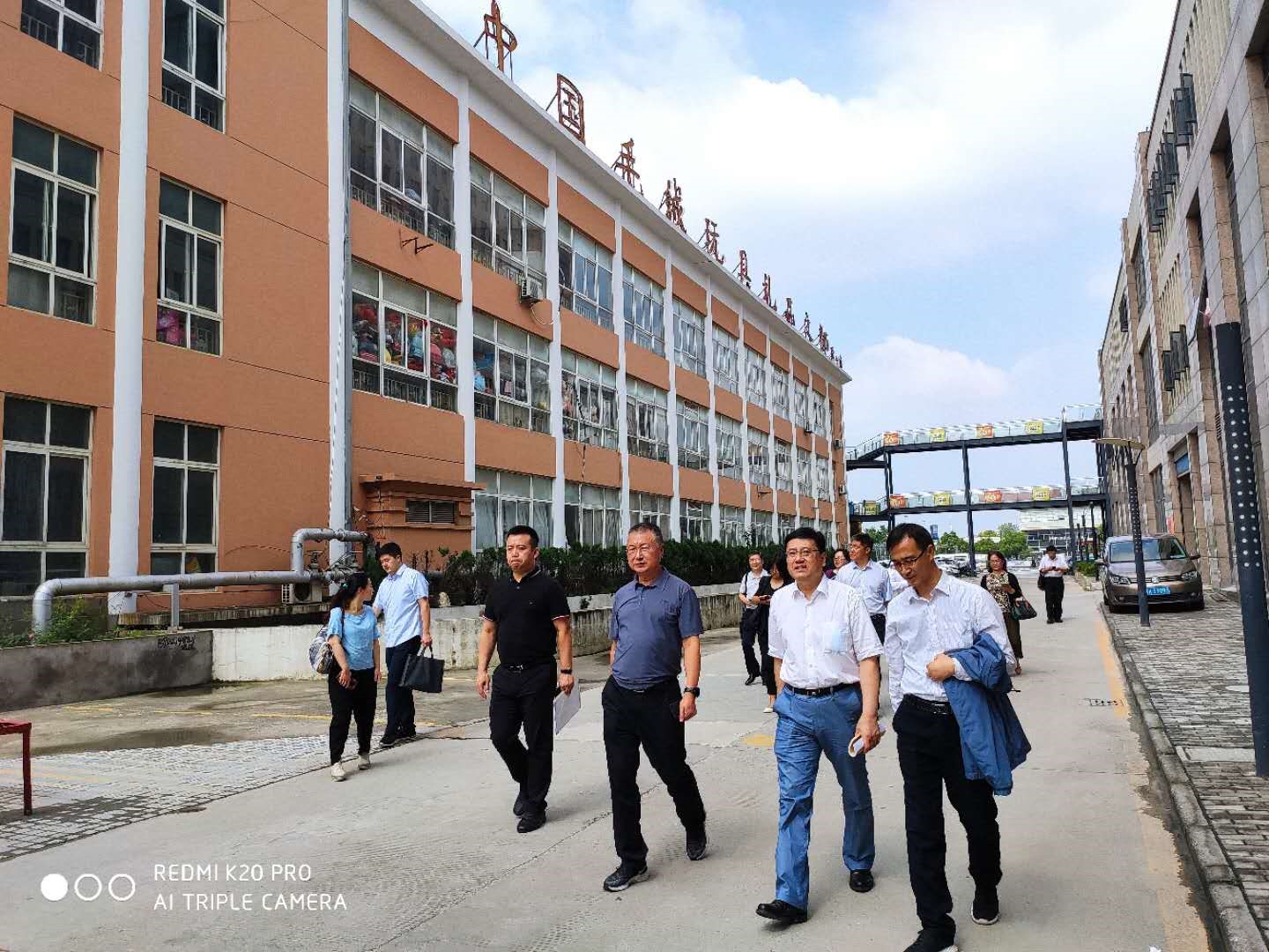 涓浗姣涚粧鐜╁叿绀煎搧涔嬮兘 (鎵窞涓浗姣涚粧鐜╁叿绀煎搧涔嬮兘)