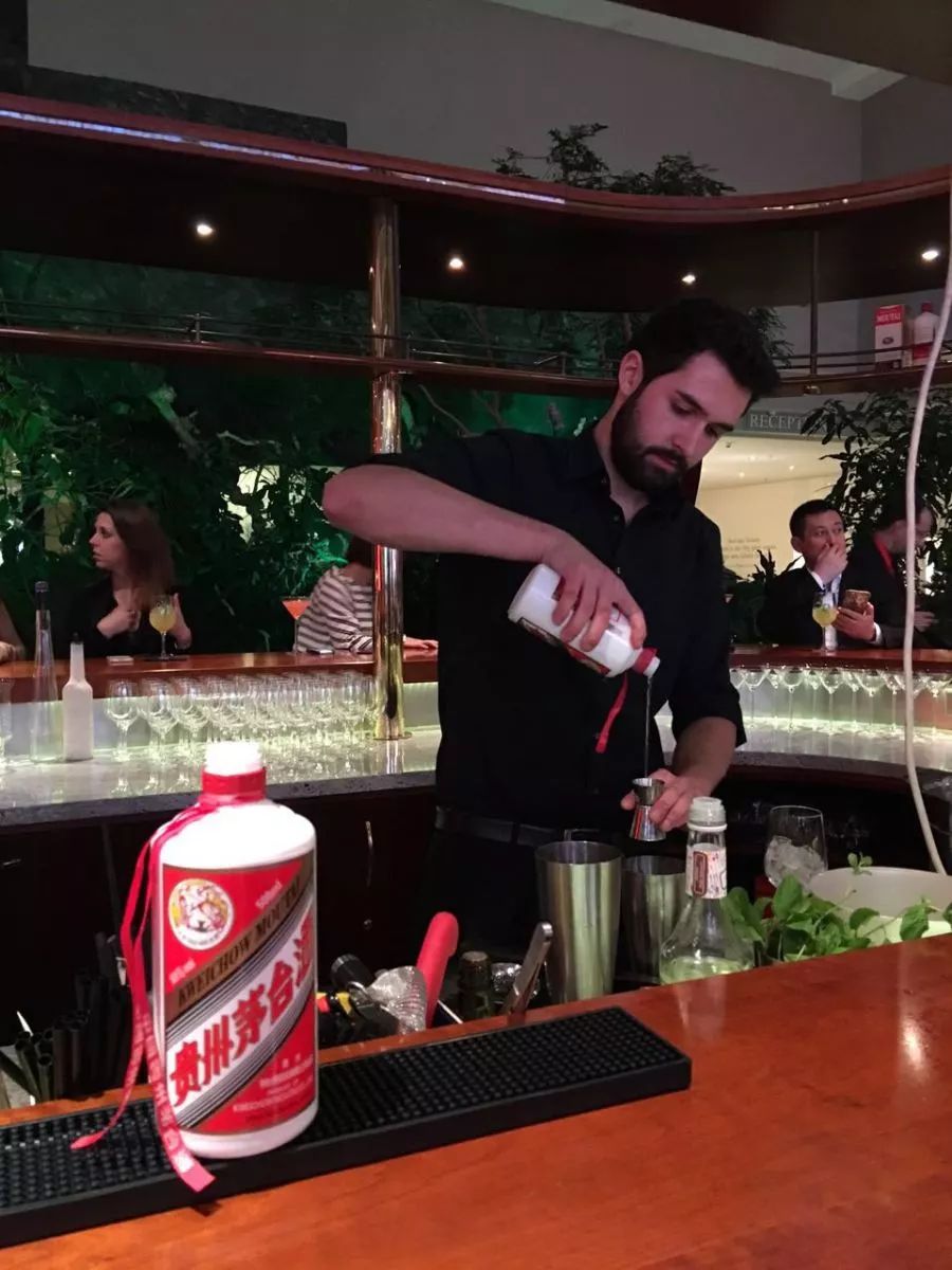 我和朋友聊清酒,网友和我撕茅台?