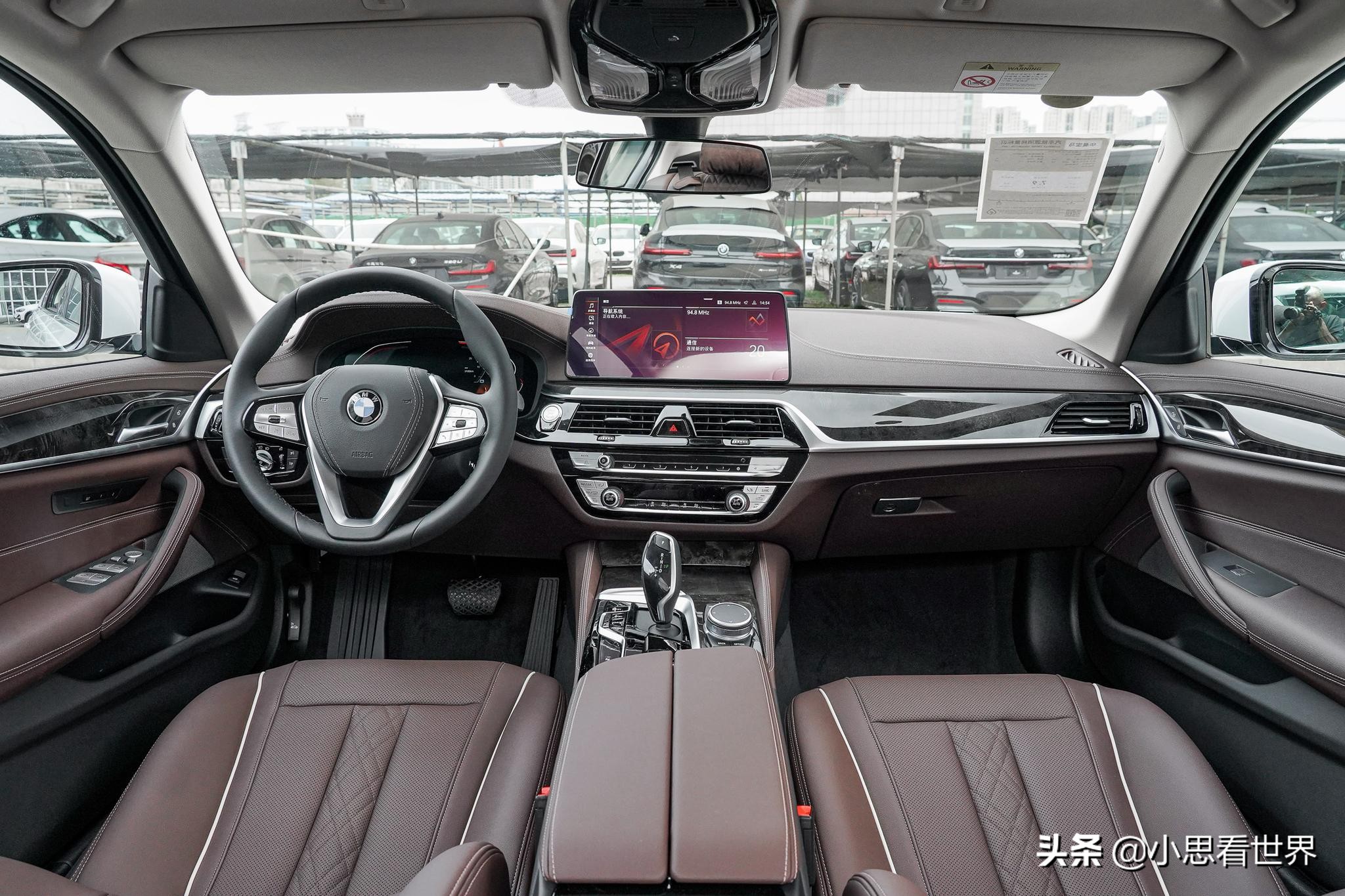 宝马5系2019款525LI豪华套装,2018宝马5系525li豪华套装第一视角